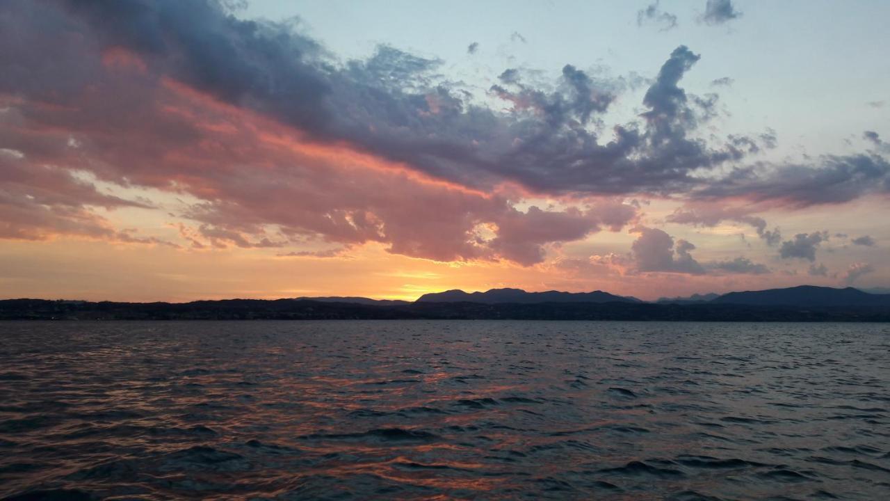 Eve House Gardalake Lonato Dış mekan fotoğraf